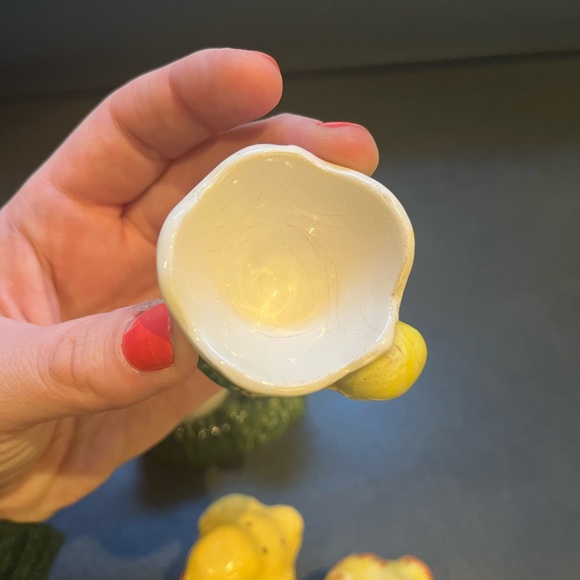 Vintage Easter Chicks, Shakers and Egg Cups - Picture 13 of 16